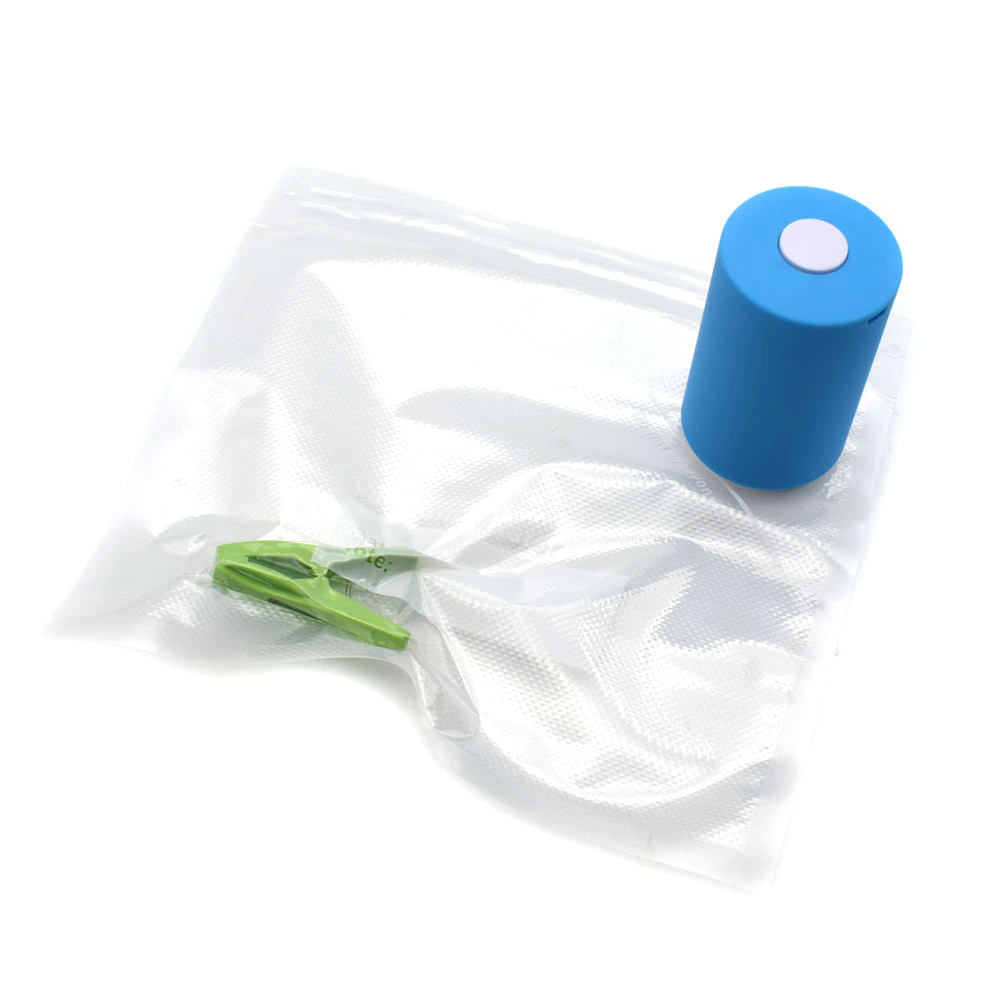 جهاز تفريغ وشفط الهواء من أكياس الطعام مع 5 أكياس تخزين للطعام والخضروات قابلة لإعادة الأستخدام