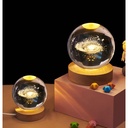 بلورة المجرة المضيئة بقاعدة خشب من الكريستال