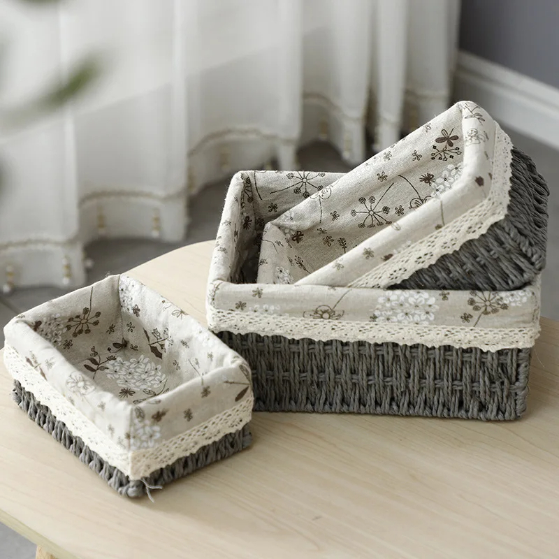 طقم باسكت خوص 3 قطع بمقاسات مختلفة ببطانه كتان لتنظيم وحمل ادوات الميكب والعناية بالشعر والبشرة