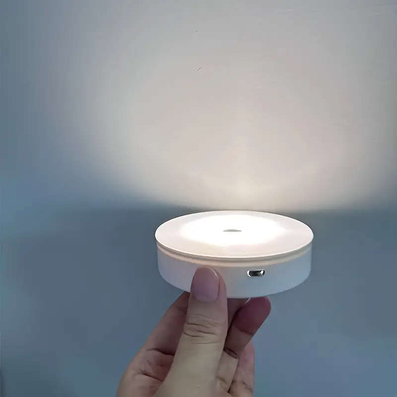 كشاف ليد بلصق بثلاث اضاءات مختلفة بلصق دبل فيس يعلق علي الحائط و في الدولايب مع وصله يو اس بي 