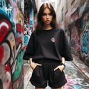 Japanese Rose تيشيرت اوفر سايز قطن باللون الاسود 