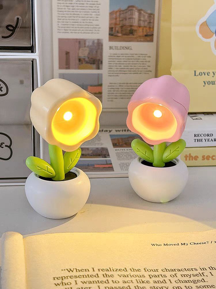 كشاف ووناسة ميني شكل وردة برأس متحركة للمكتب يعمل بالبطارية