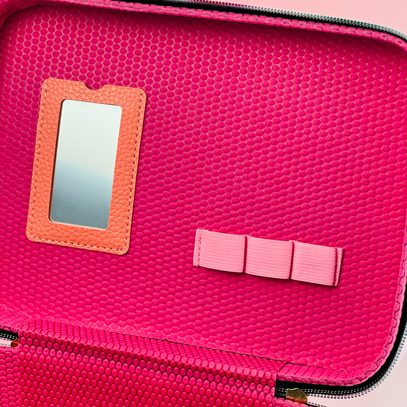 طقم  شنط لتنظيم وحمل ادوات الميكاب ب 3 احجام مختلفة من الجلد - بينك