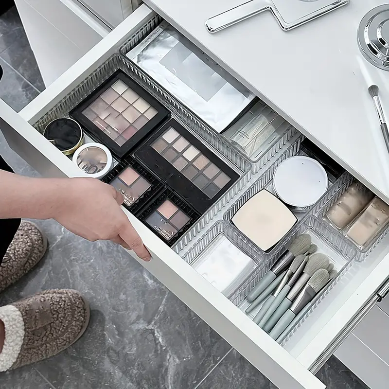 3060 منظم مكياج