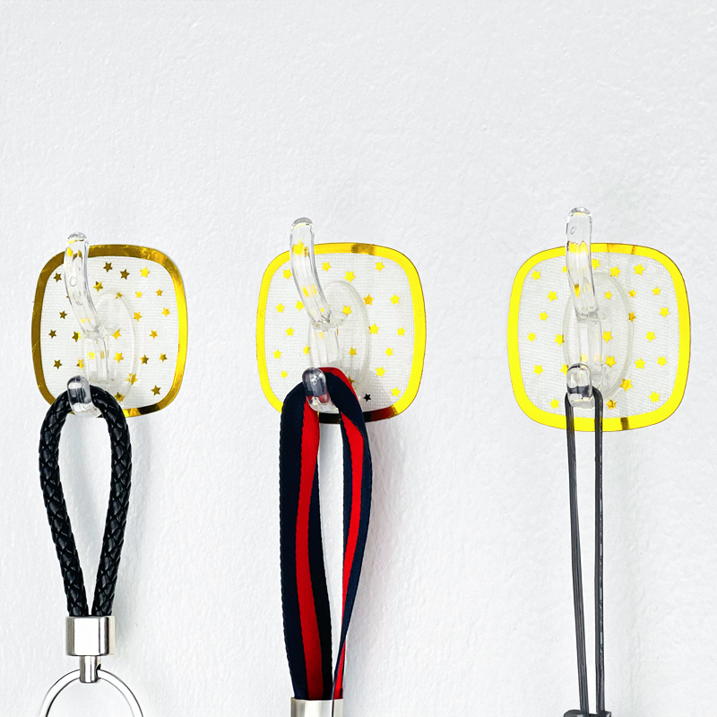 طقم هوك بلاستيك مزين بنجوم جولد للملابس والاكسسوارات9  قطع