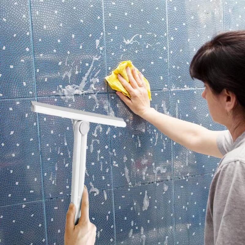 مساحة زجاج قابلة للطي بزوايا 180درجة لتنظيف النوافذ و المرايات