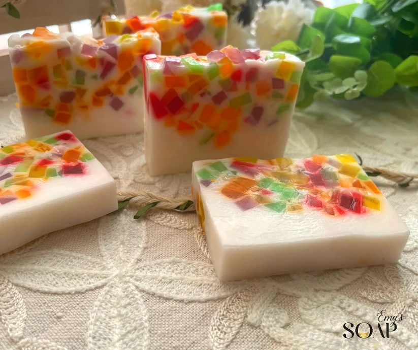 صابونة كاساتا بزيوت الفواكه وجوزالهند و زبدة المانجو - 120جرام