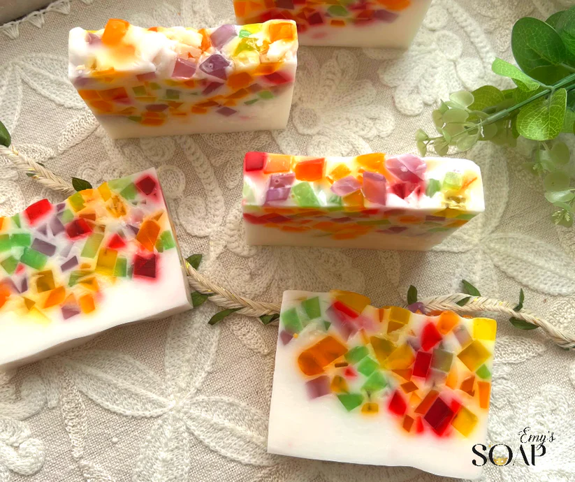 صابونة كاساتا بزيوت الفواكه وجوزالهند و زبدة المانجو - 120جرام