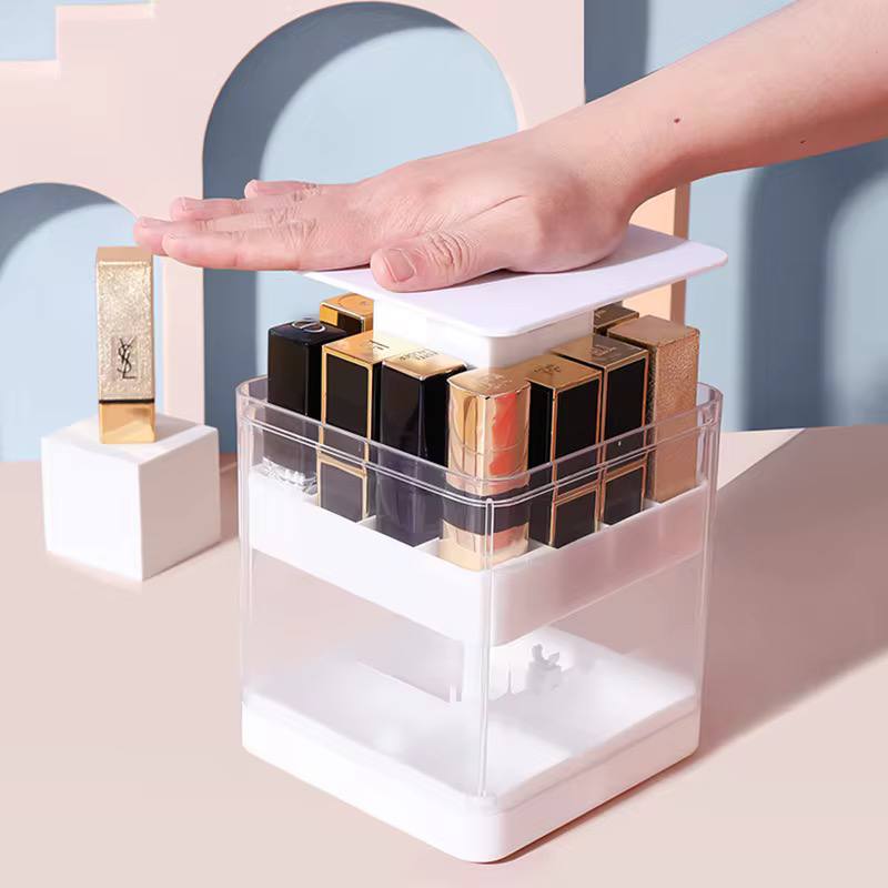 صندوق منظم للميكاب 12 خانة شفاف يفتح بالضغط