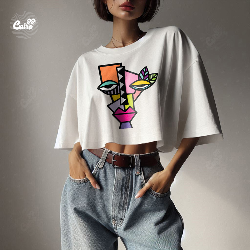 Pop art face portrait كروب توب اوفر سايز قطن باللون الأبيض