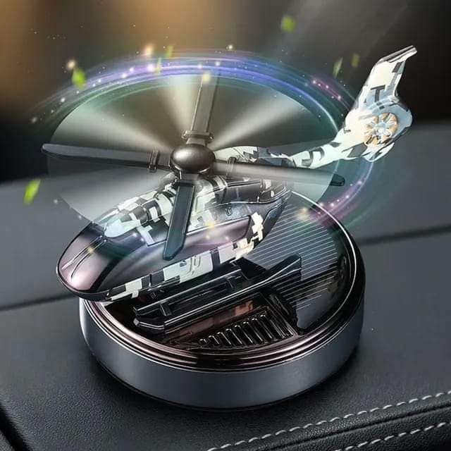 فواحة لتابلوه السيارة على شكل طيارة هيلكوبتر تعمل بالطاقة الشمسية