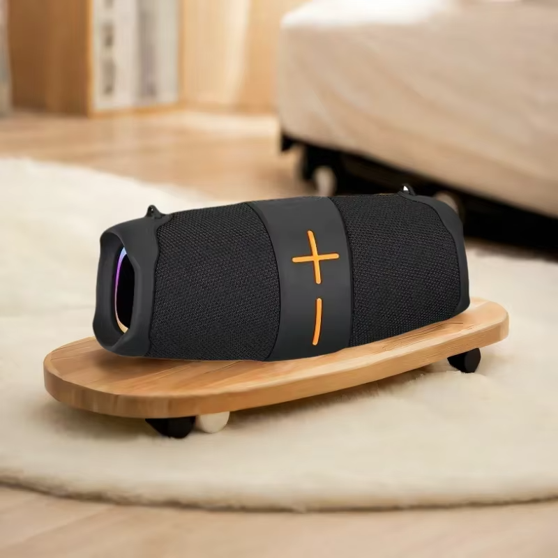 سبيكر لاسلكي مكبر للصوت مع إضاءة أر جي بي قابل لإعادة الشحن