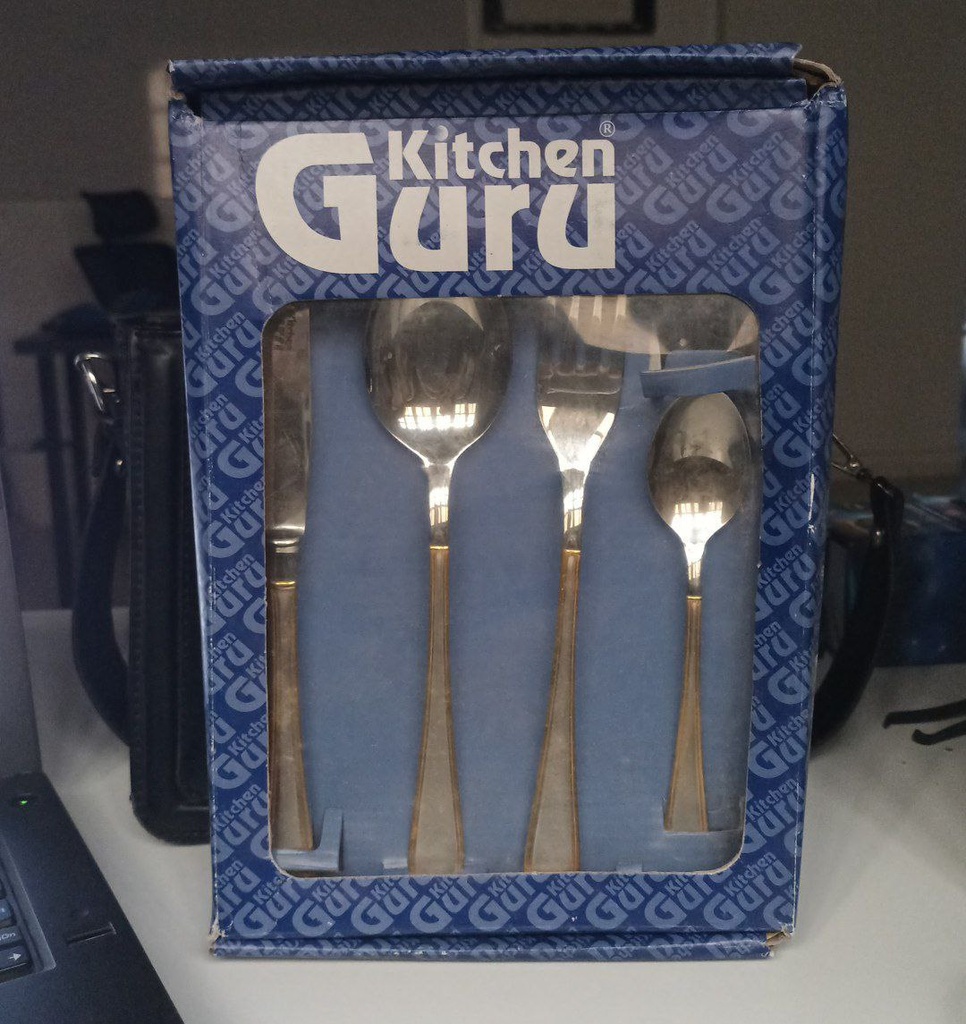 طقم معالق وشوك وسكاكين استانليس ستيل 24 قطعة بمقبض بحواف جولد أنيقة