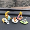 طقم إكسسوارت  5 قطع بتصميم توم و جيري لتزين تابلوه السيارة