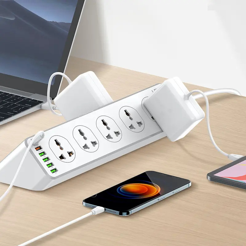 مشترك كهربائي كبير يتكون من 10 فيشة و 5 منافذ يو اس بي ومنفذ تايب سي مقاوم للأشتعال 32 واط