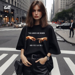 You Looked Like Heaven تيشيرت اوفر سايز قطن باللون الاسود للنساء