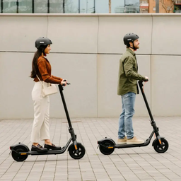 [HH00015153] سكوتر كهربائي للتنقل السريع قابل للطي بشاشة ليد وسرعة 30 كم/ساعة