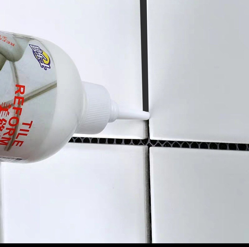 مادة ملئ وغلق فواصل السيراميك والارضيات باللون الأسود لتجديد شكل الارضيات ومنع الحشرات والنمل 150 ملي