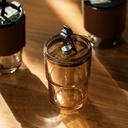 كوب زجاج جلد وشالموه