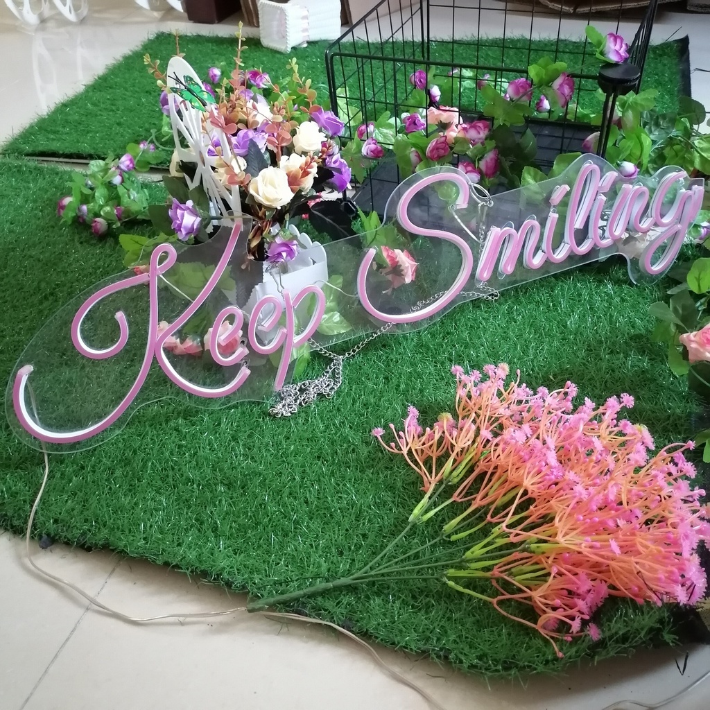 Keep Smiling Pink Neon Sign For Decoration