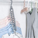 الشماعة الذكية لتوفير مساحة الدولاب