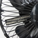 مروحة ليد مكتب بساعة رقمية تدور 360 درجة تعمل بالشحن