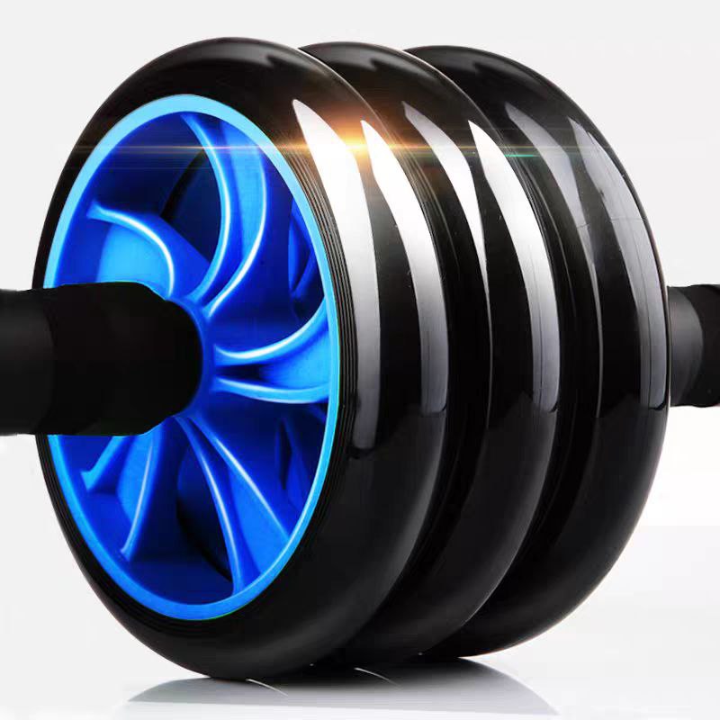 اداة تمرين وشد وتنحيف عضلات البطن مزودة ب 3 عجلات مع سجادة لحماية الركبة