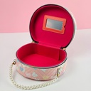 مجموعة شنط جلد 3 قطع بماقسات مختلفة بيضاوية الشكل لتنظيم وحمل الميك اب مزينة بقلوب