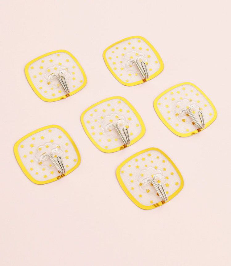 طقم هوك 9 قطع بتصميم مزين بنجوم جولد للملابس والاكسسوارات