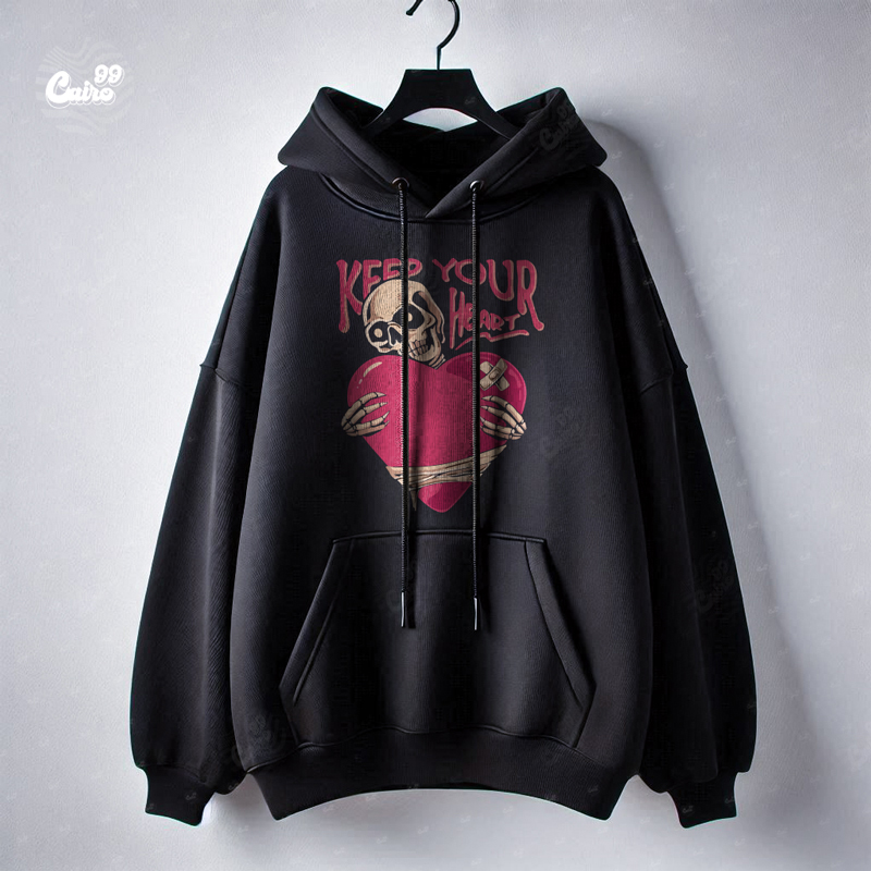 Keep Your Heart  هودي اوفر سايز قطن باللون الاسود للنساء