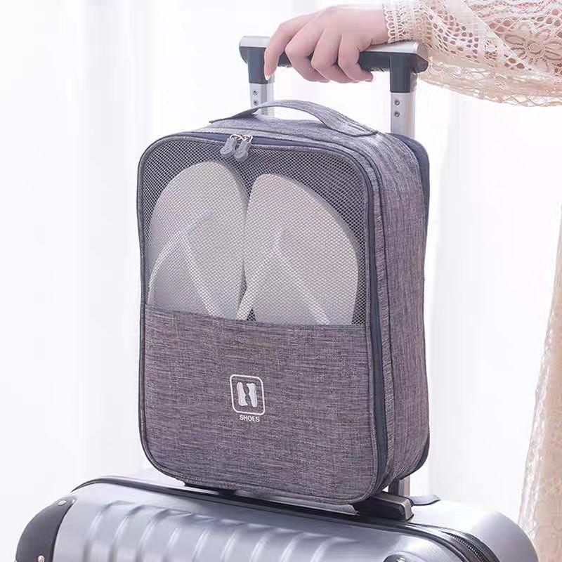 شنطة منظم للاحذية وتربروف كبيرة تحمل 3 ازواج بيد تعلق علي حقائب السفر لسهولة التحرك