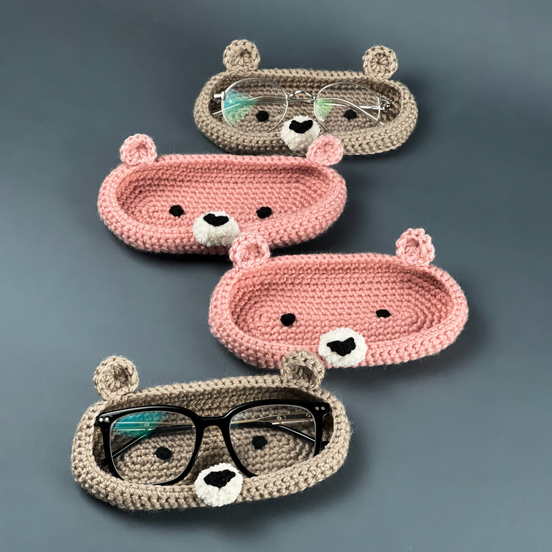 حامل نضارة كروشيه هاند ميد شكل دبدوب