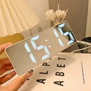 ساعة ديجيتال ليد بمراية مع منبه لعرض الوقت والتاريخ ودرجة الحرارة