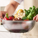 طبق بلاستيك بمصفاه ستاليس ستيل باللون الرمادي -24 *10سم