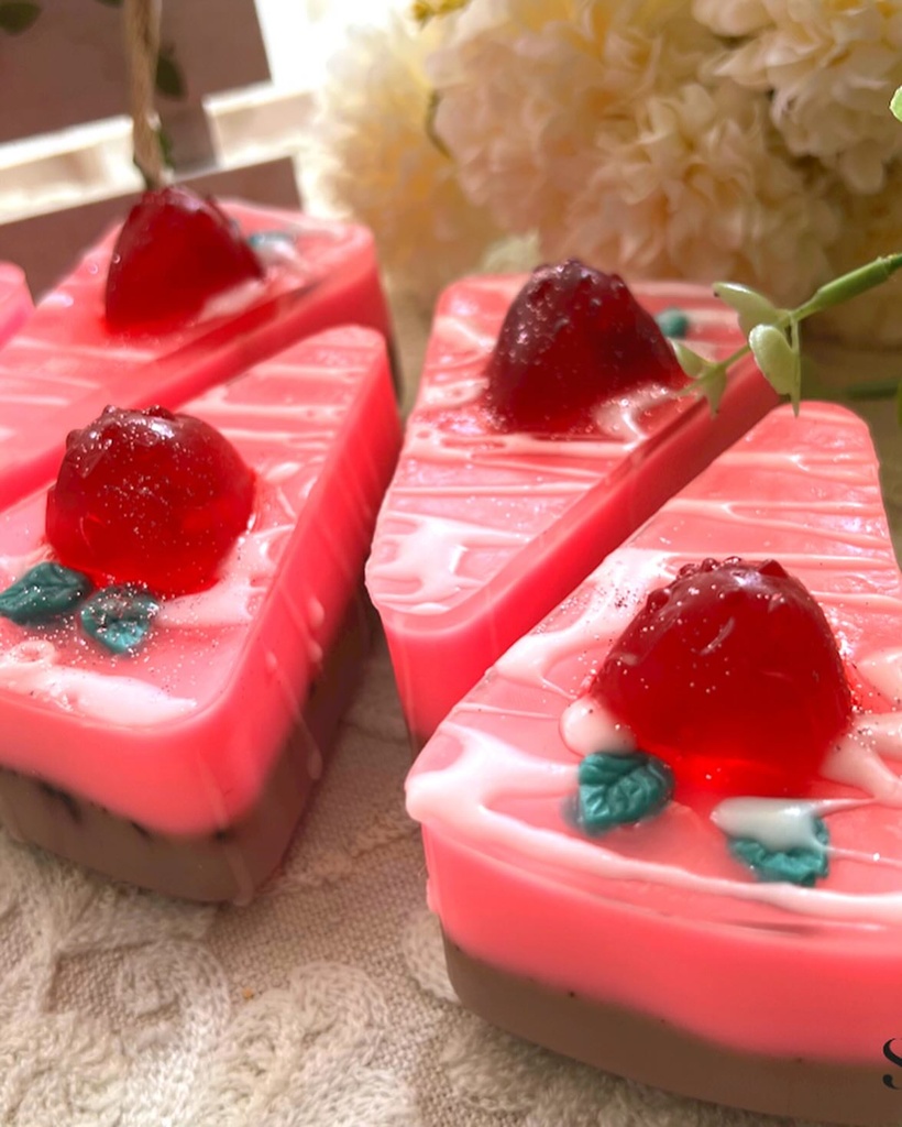 chees cake strawberry