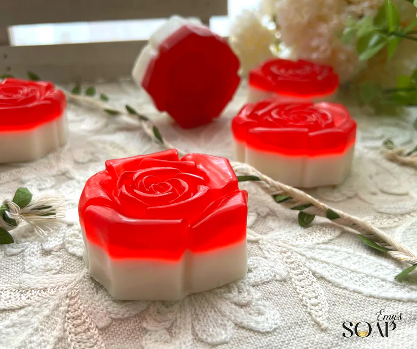 صابونة الكريز بالڤانيليا و زبدة الشيا - 90 جرام