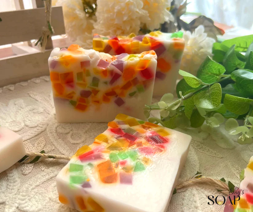 صابونة كاساتا بزيوت الفواكه وجوزالهند و زبدة المانجو - 120جرام