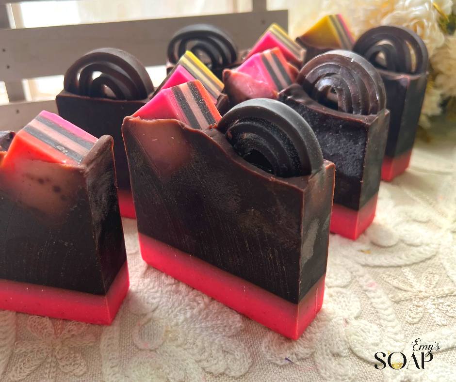 صابونة العرقسوس لتفتيح وترطيب البشرة - 150 جرام