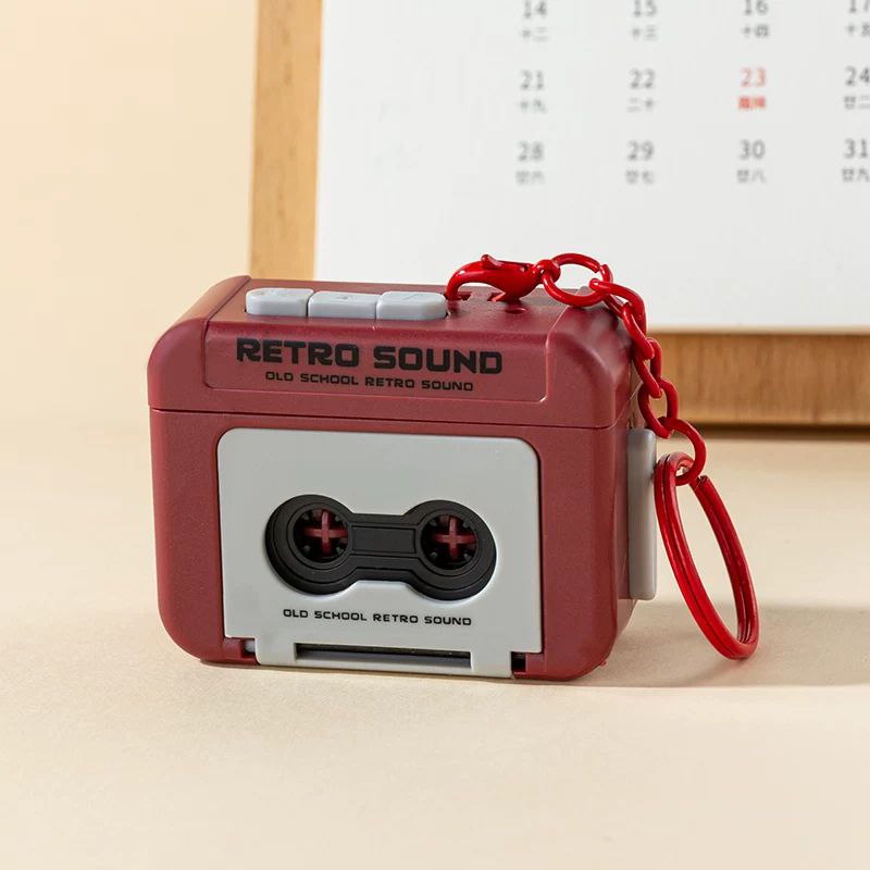 ميدالية على شكل كاسيت للمفاتيح