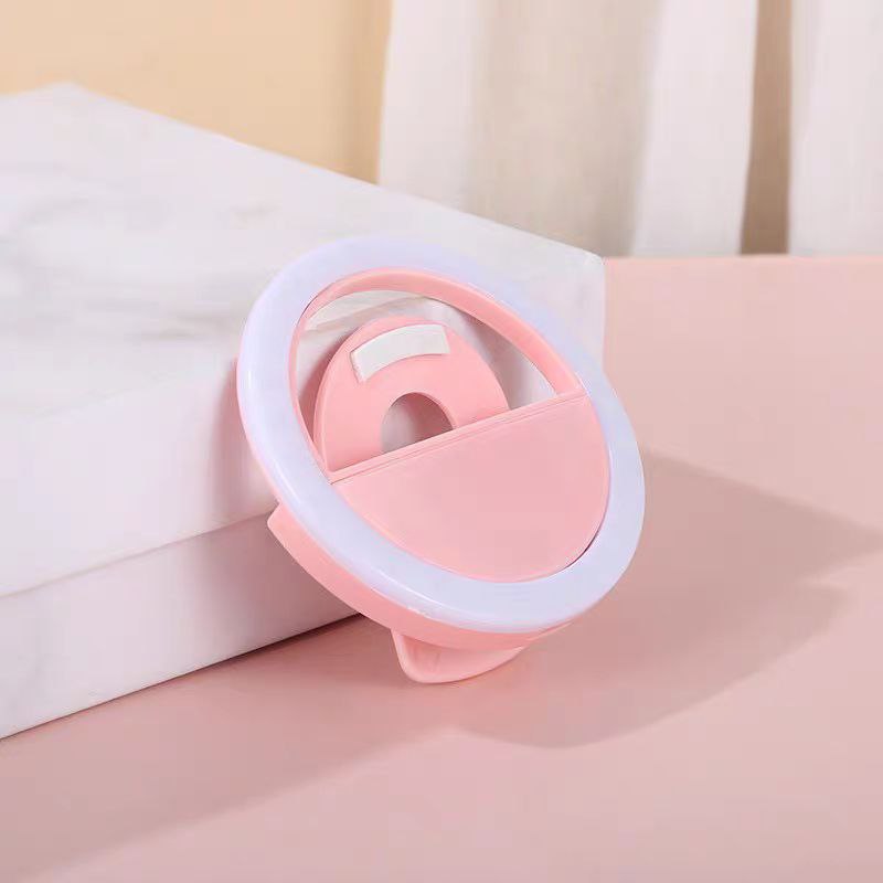 رينج لايت ميني ب 3 مستويات اضاءة مع مشبك للتعليق بيو اس بي للشحن