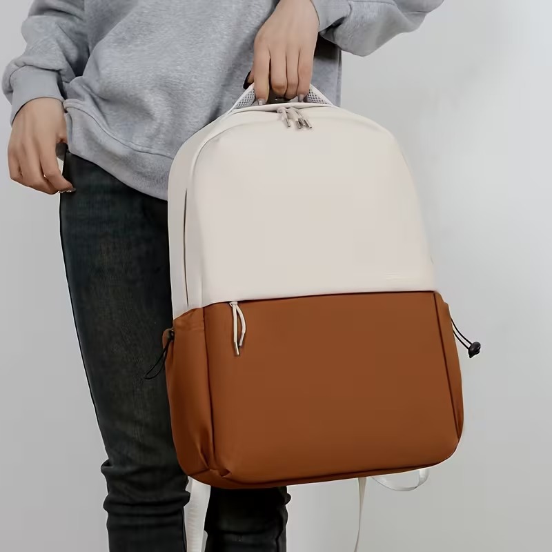 شنطة ظهر للابتوب وتربروف مبطنة من الداخل للدراسة والعمل