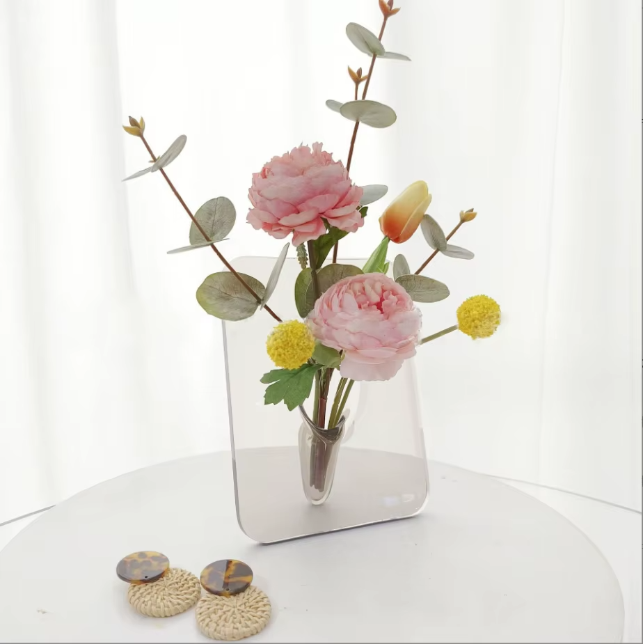 فازة أكريليك شفافة بتصميم عصري لتزيين الورد مقاس 20×15 سم