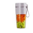 خلاط فواكه وخضروات محمول يو اس بي مناسب للسفر والخروج والرحلات والجيم