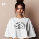 Feel Your Feelings كروب توب اوفر سايز قطن باللون الأبيض