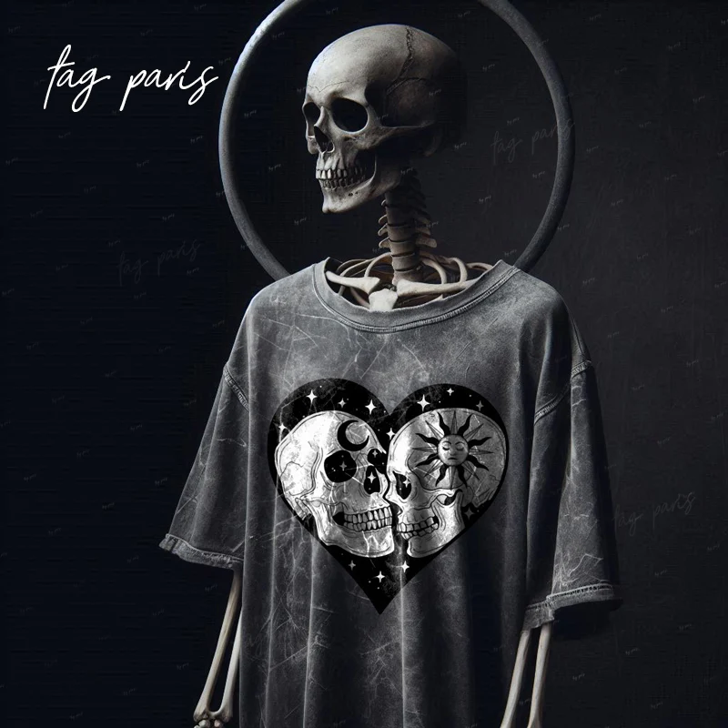 Sun &amp; Moon forbidden Love  تيشيرت اوفر سايز