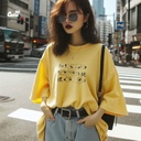 Anime Peek تيشيرت اوفر سايز قطن باللون الاصفر للنساء