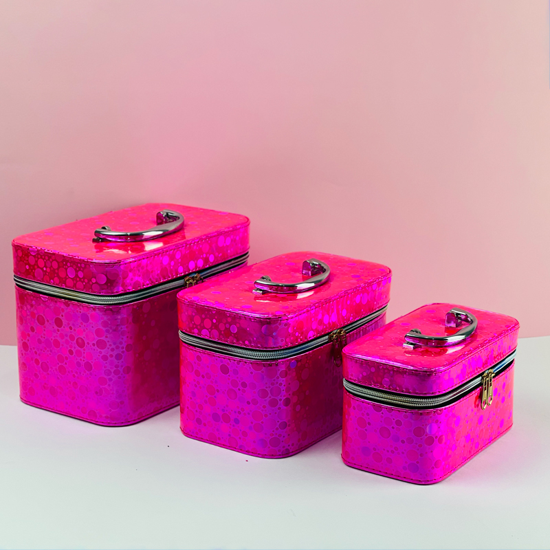 شنط ميكاب لتنظيم أدوات التجميل 3 قطع  تصميم أنيق باللون الفوشيا