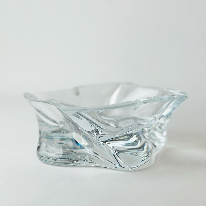 طفاية سجائر زجاج كريستالي مناسبة للمكتب