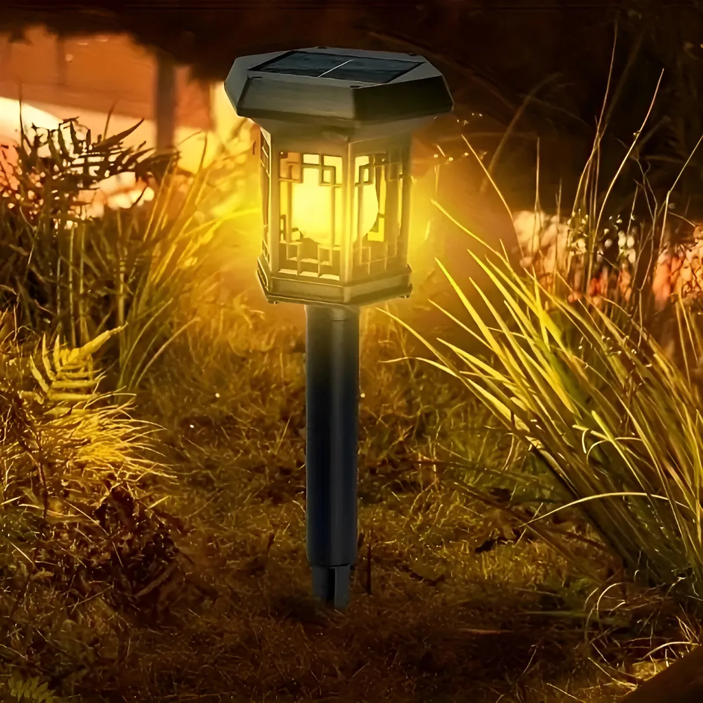 كشاف أرضي لإضاءة الحدائق والممرات يعمل بالطاقة الشمسية - 2 قطعة