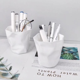 [HH00018163] حامل أقلام بتصميم كوب لحمل وتنظيم الأدوات المدرسية